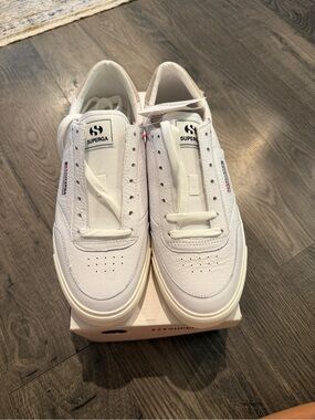 NWT! Superga Classic White Low-Top Sneakers